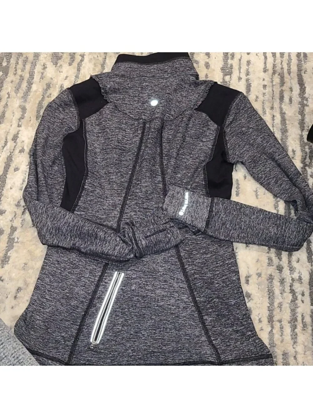 Lululemon Run: Your Heart Out Pullover